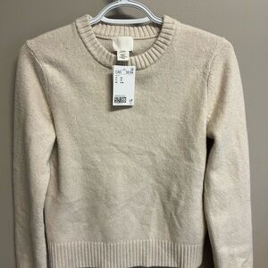 H&M Cream Crew Neck Sweater